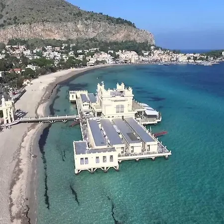 Sara Chalet Palermo
